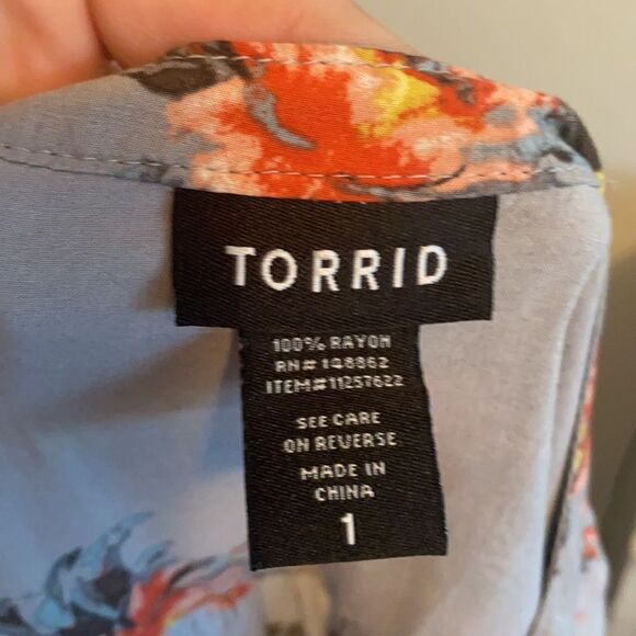 Torrid Blue Floral Design Semi Sheer High Low Top Boho Feminine - Picture 8 of 8